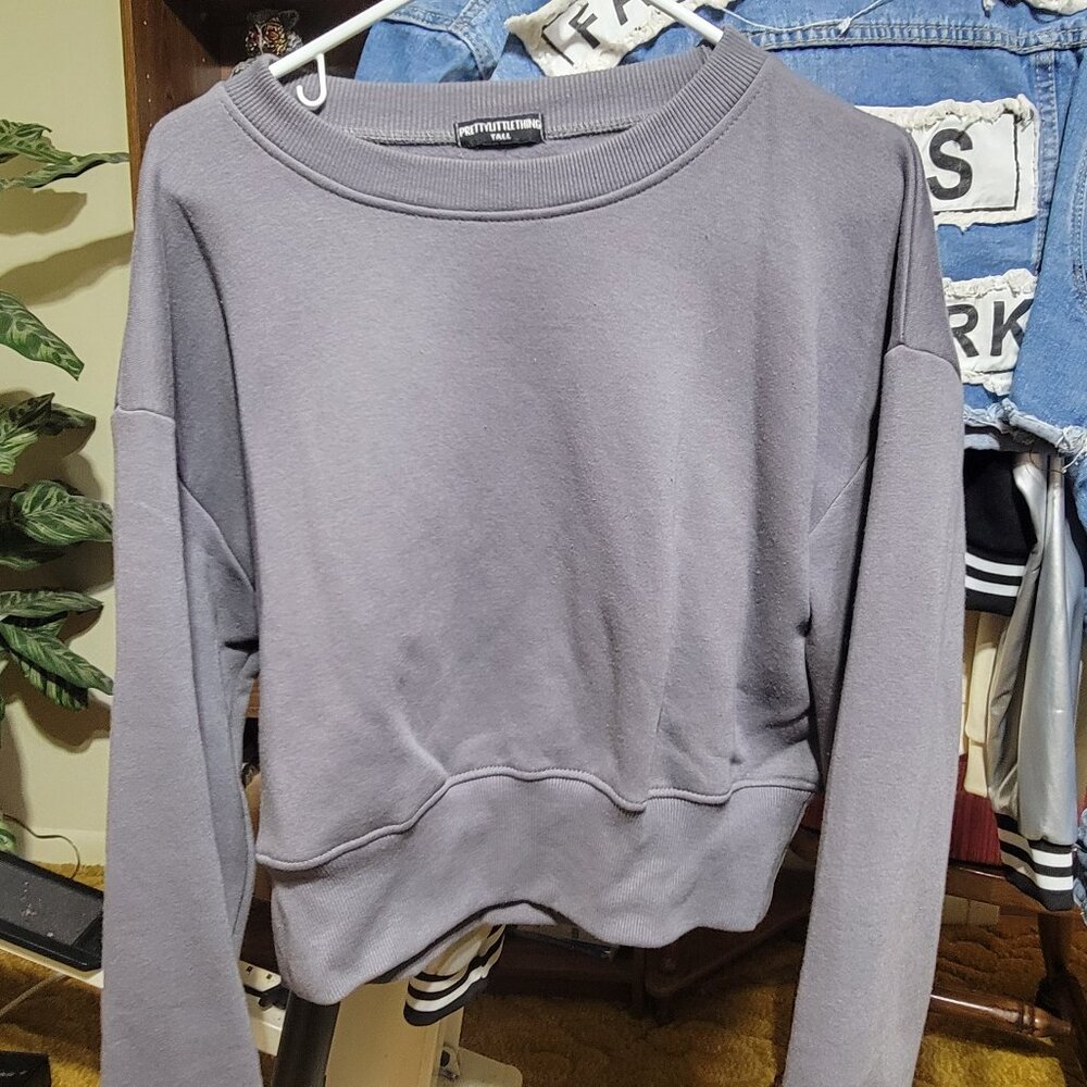 Pretty Little Thing sweater